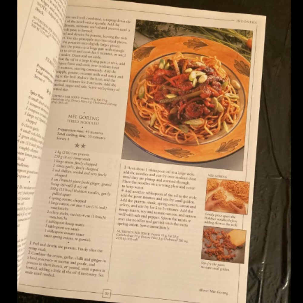 The Essential Asian Cookbook - Picture 3 of 5